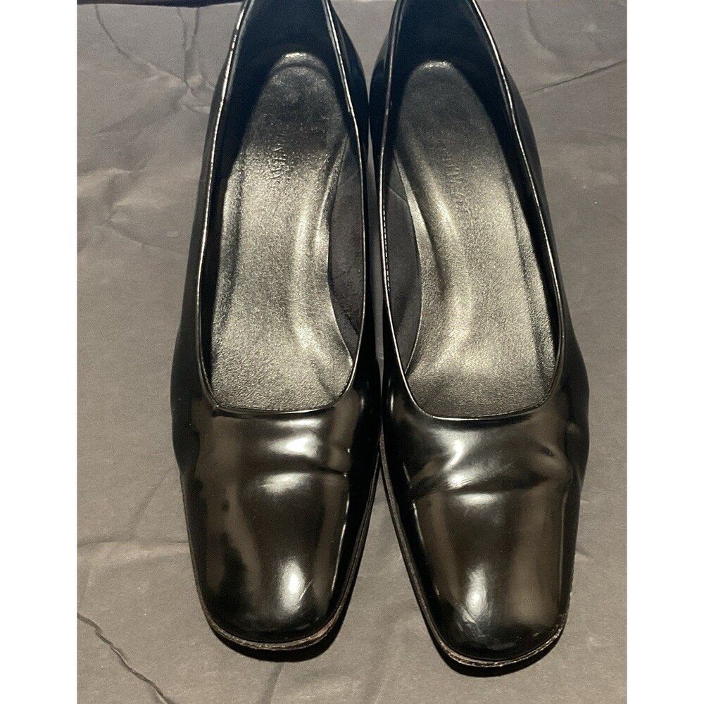 Ann Taylor Pumps Black Leather Stylish Timeless Classic Office Formal Versatile